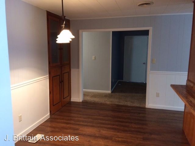 Building Photo - 3 br, 2 bath House - 617 Tillman Avenue