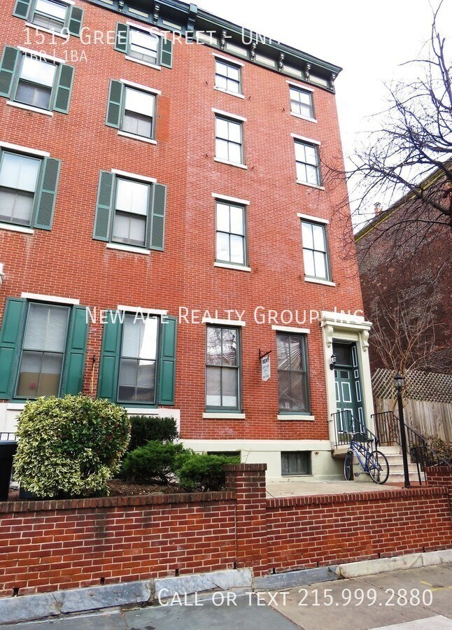 Building Photo - 1519 Green St