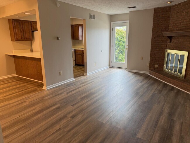 Building Photo - 1100 Turkey Foot Rd