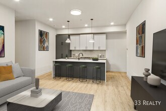 Building Photo - 37 S Ashland Ave