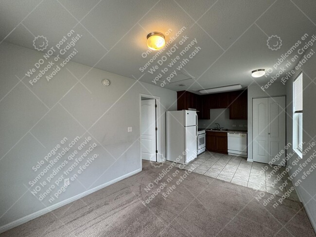 Foto del edificio - 340 Perry St Garage Apartment