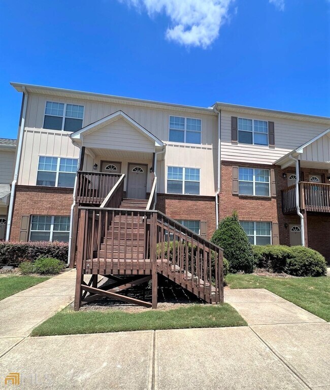 241 S Irwin St Unit 16, Milledgeville, GA 31061 Room for Rent in