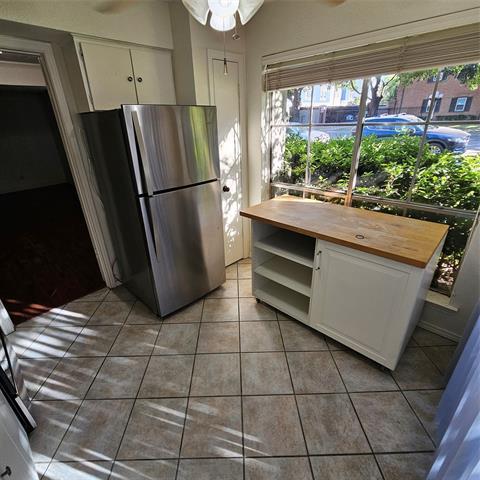 Foto del edificio - 7903 Meadow Park Dr