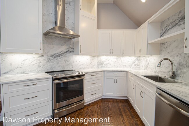 Foto del edificio - 2 br, 2 bath House - 1917 Queens Road