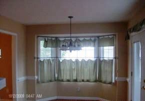 Building Photo - 391 Green Spring Dr