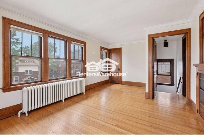 Foto del edificio - 1601 Charles Ave