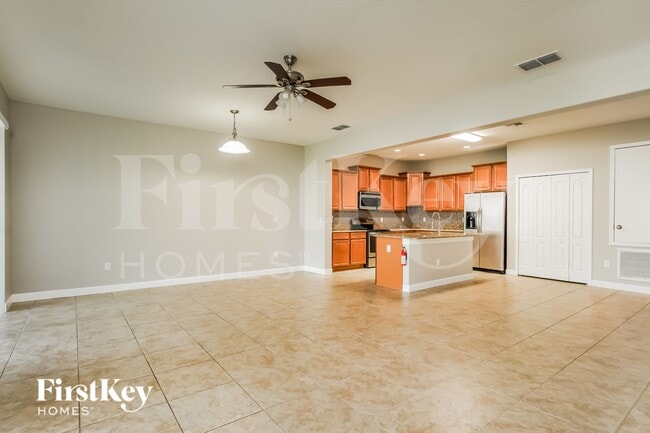 Building Photo - 3542 Cortland Dr