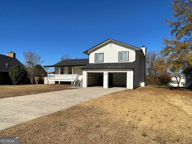 Building Photo - 235 Deerfield Dr