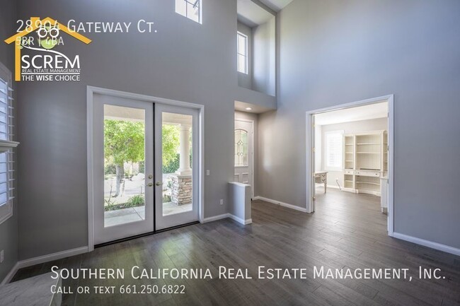 Building Photo - Stunning Five Bedroom House in Santa Clarita