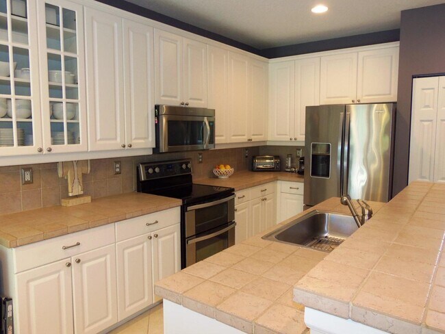 Building Photo - 7769 Colony Lake Dr