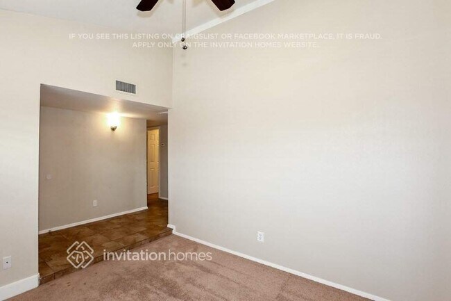 Building Photo - 607 S Pioneer
