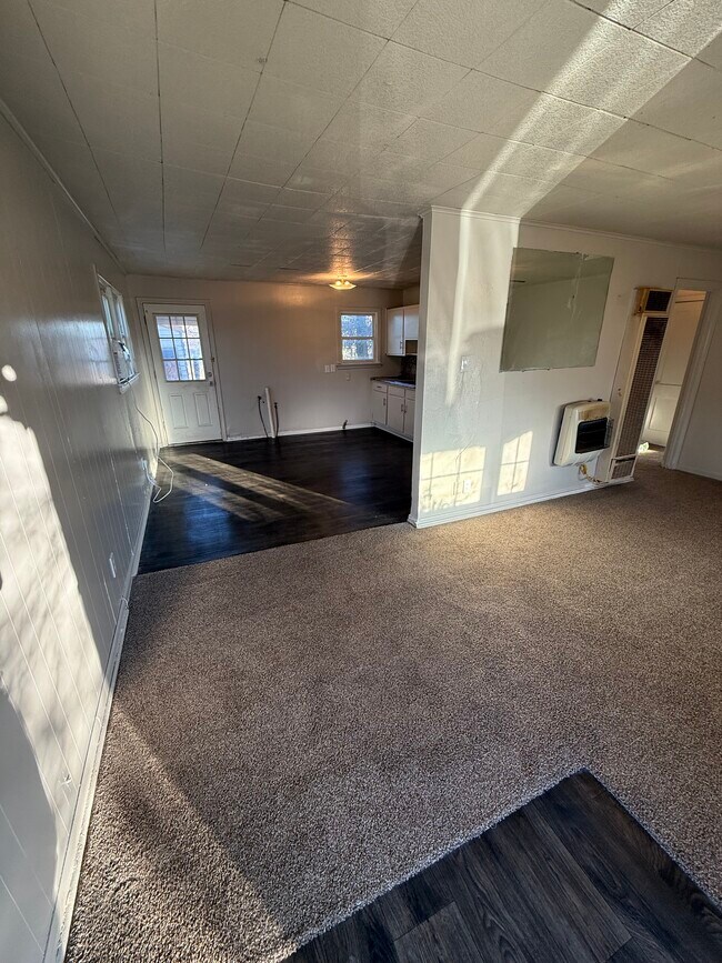 Foto del edificio - 1913 Gilbert Ave