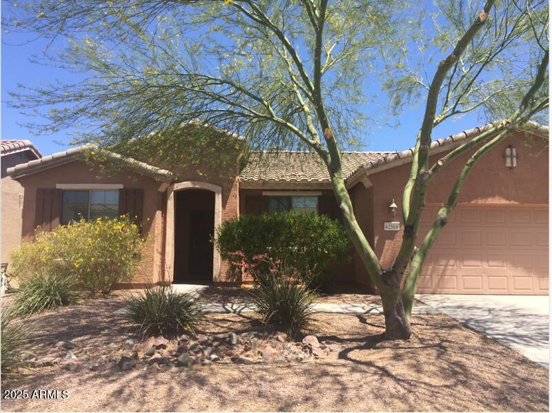 Primary Photo - 42566 W Heavenly Pl