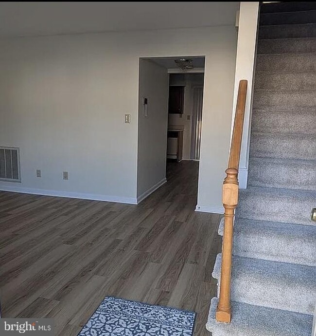 Building Photo - 131 Farrell Ln