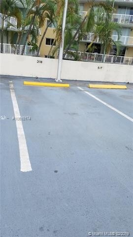 Foto del edificio - 1800 NW 24th Ave