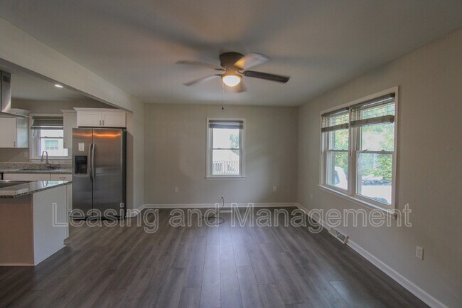 Foto del edificio - 1087 Bexley St