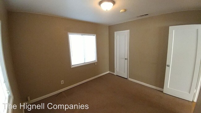 Foto del edificio - 2 br, 1 bath House - 5303 Happy Valley Rd.