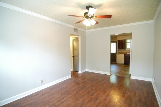 Photo - 2 Bedroom Inglewood Duplex! House
