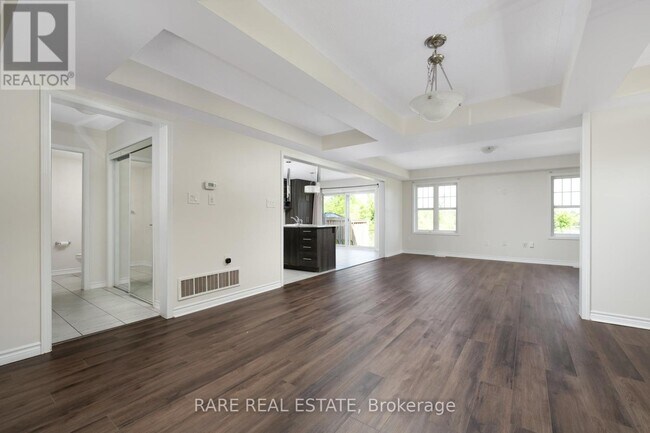 Building Photo - 14 Bannister Cres