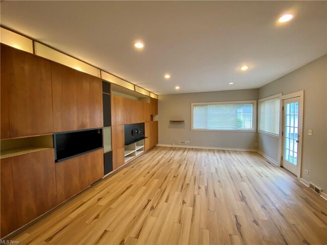 Foto del edificio - 2607 Saybrook Rd
