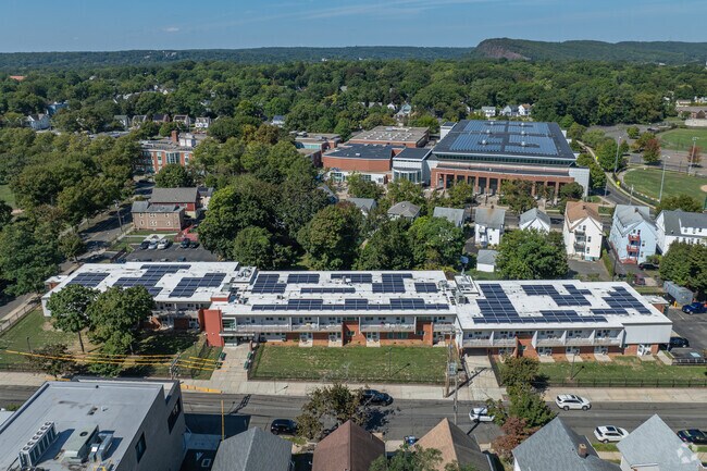 Foto del edificio - Prescott Bush