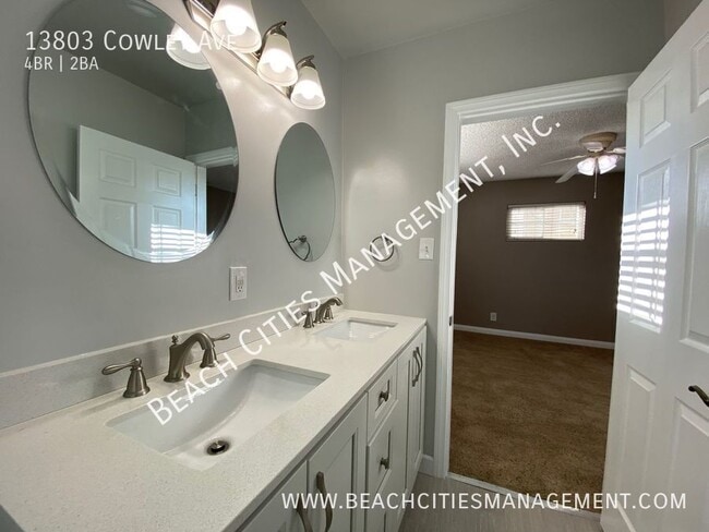 Building Photo - 13803 Cowley Ave