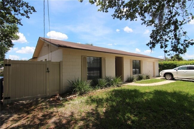 Building Photo - 1133 S Denning Dr