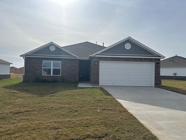 Building Photo - Brand New Three Bedroom | Two Bathroom Home in Broken Arrow