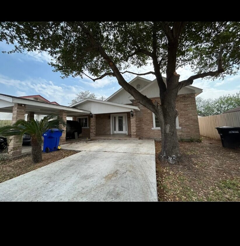 Foto principal - 2709 Austin Ave