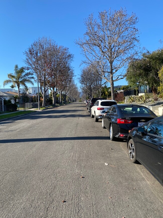 Street View - 1953 19th St