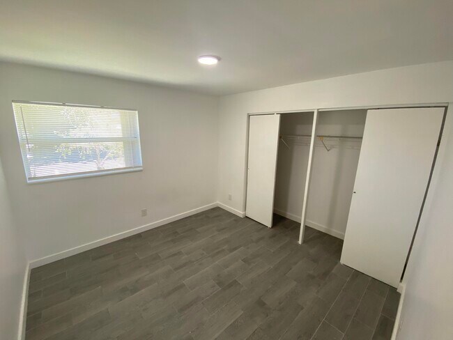 Foto del edificio - 850 SW 9th Ave