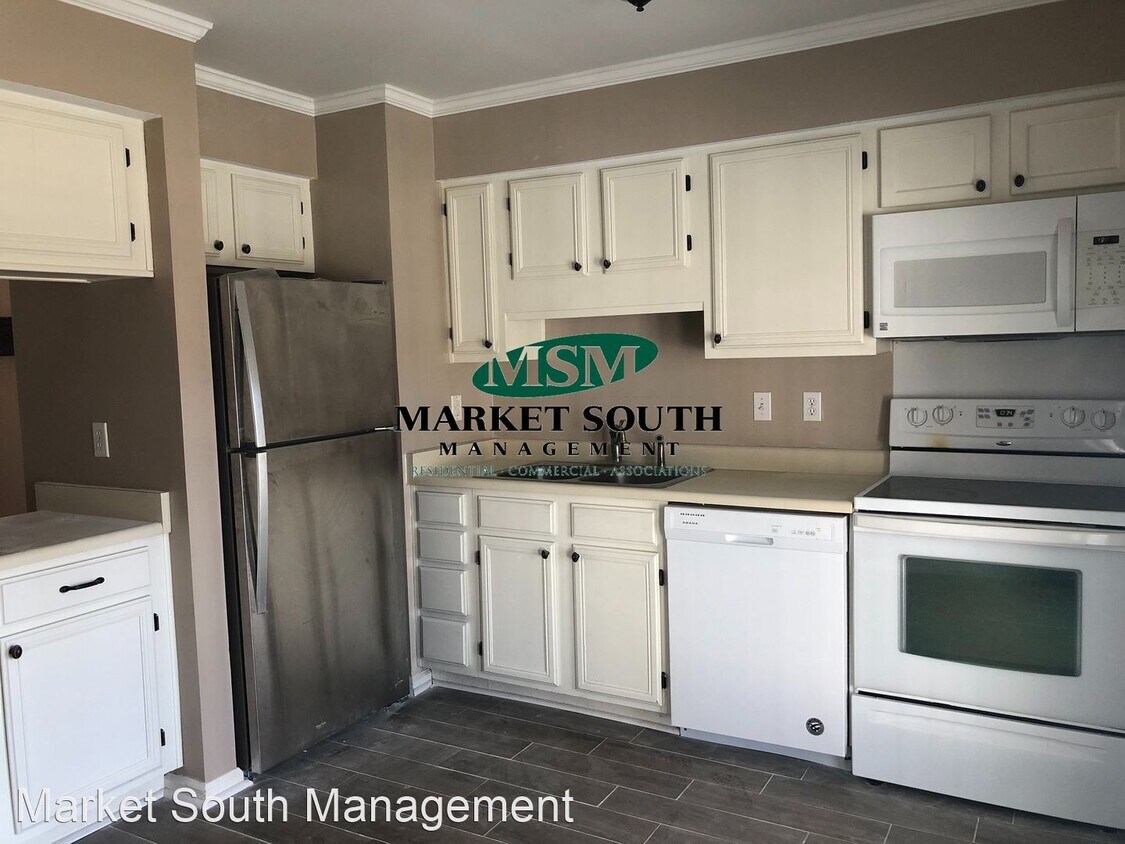 3 br, 2 bath House - 681 Pine Barren Road | Apartments.com