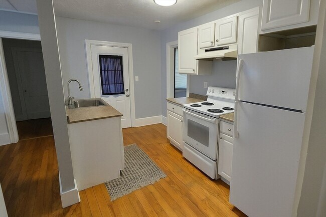 Foto del edificio - 195 Plymouth St