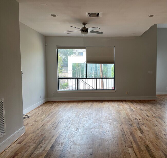 Foto del edificio - 4721 Caroline St