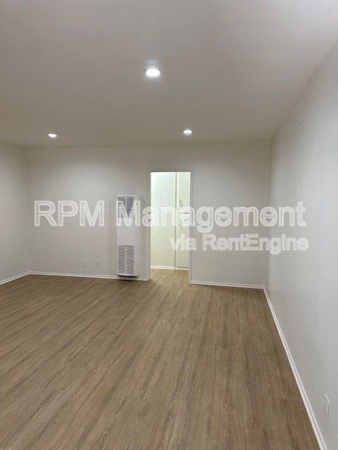 Building Photo - 17620 Burbank Blvd