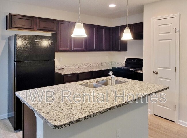 Foto del edificio - 8513 Berry Ave