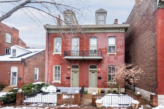 Building Photo - 2350 S 10th St