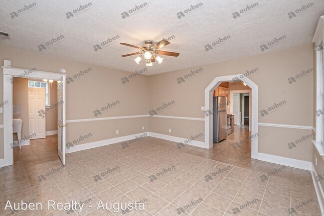Foto del edificio - 3 br, 2.5 bath House - 1703 Johns Road