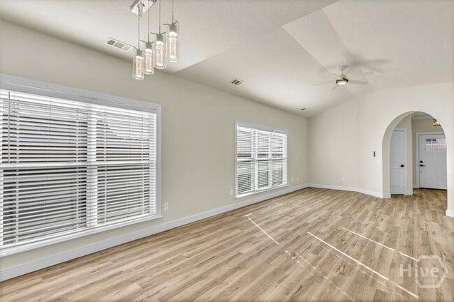 Building Photo - 80 Butler Dr