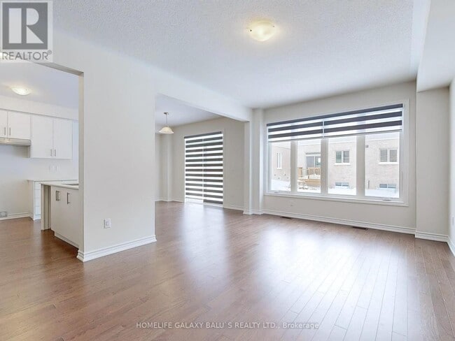 Building Photo - 74 GEMINI Dr