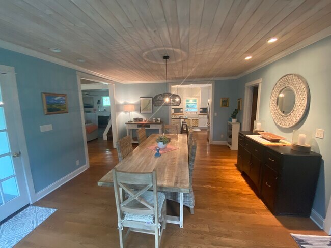 Foto del edificio - 12877 Flynn Rd