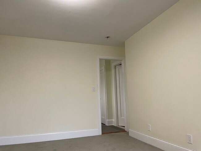 Foto del edificio - 3346 73rd St