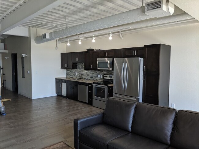 Foto del edificio - Downtown Living with great views