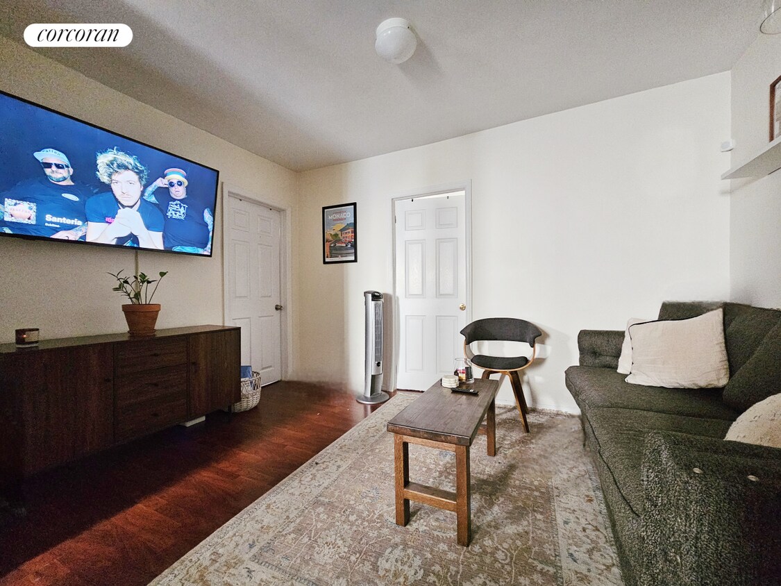 402 Graham Ave Unit 3, Brooklyn, NY 11211 Room for Rent in Brooklyn