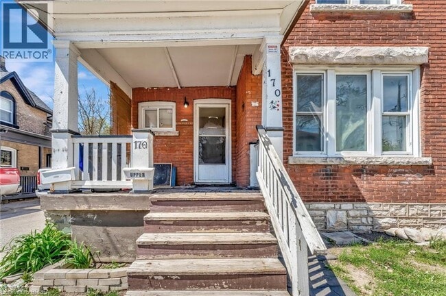 Building Photo - 170 Murray St