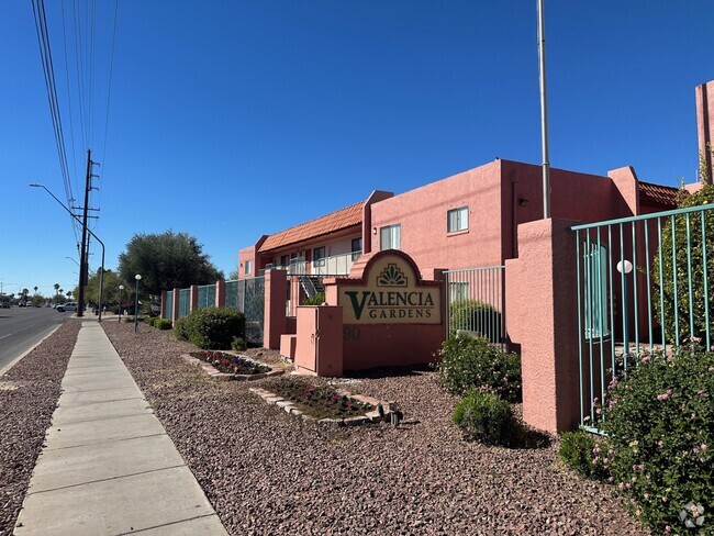 Building Photo - Valencia Gardens Apartments