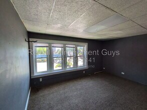 Building Photo - 2300 W 50th St