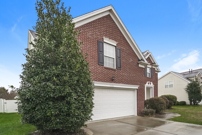 Building Photo - 15126 Callow Forest Dr