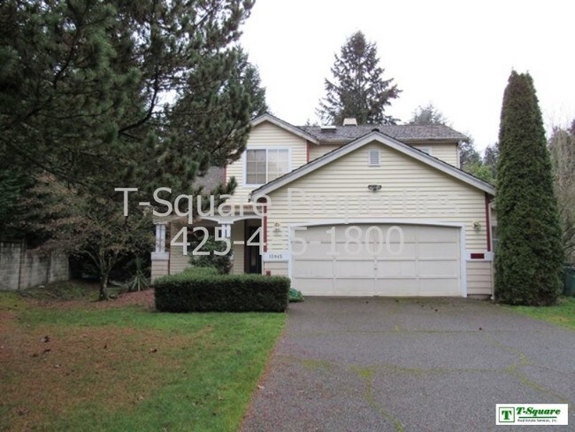 Building Photo - 13945 Redmond Way