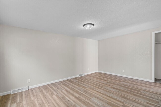 Foto del edificio - 3 Bedroom 1 Bathroom single family home